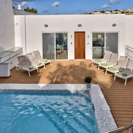 Mediterranean Villa In Mellieha Ix-Xaghra ta' Barra