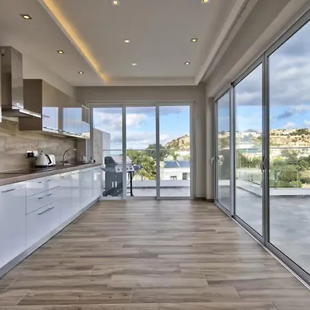 Mediterranean Villa In Mellieha